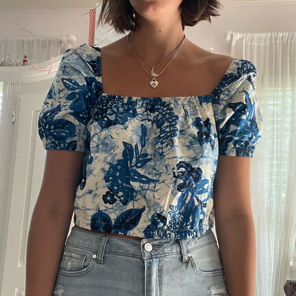 H&M Floral Puffy Sleeve Top